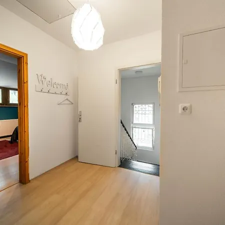 Bismarck Mit Schoenem Balkon Apartment *
