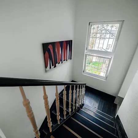 Bismarck Mit Schönem Balkon