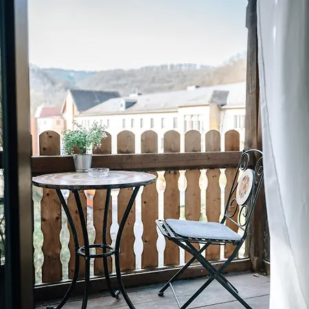 Bismarck Mit Schoenem Balkon Apartment