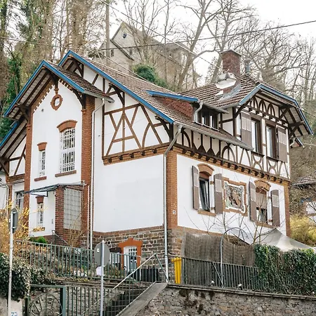 Bismarck Mit Schoenem Balkon Apartment *