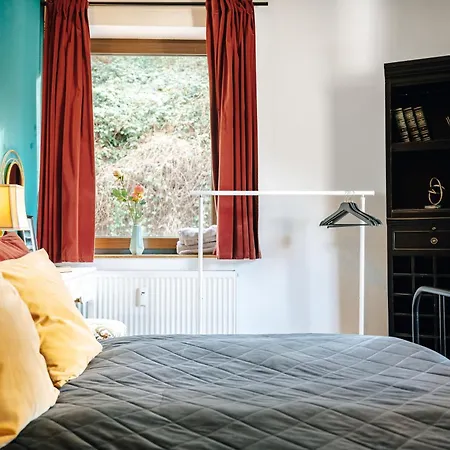 Apartment Bismarck Mit Schoenem Balkon Bad Ems